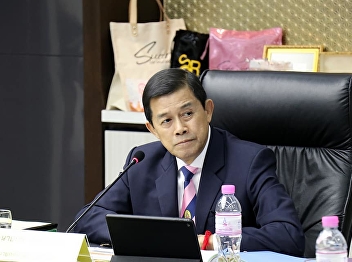 Prof. Dr. Chutikarn Sriwiboon Vice
President for Property and Revenue
Attended the meeting of Suan Sunandha
Rajabhat University Council 10/2561.